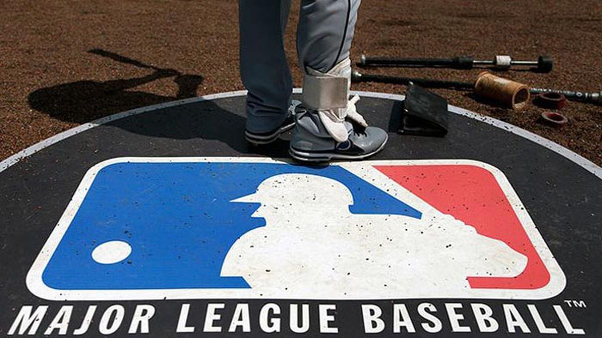Players would get 70% of their prorated salaries during the regular season and the rest for completion of the postseason. (Source: Charles Rex Arbogast)