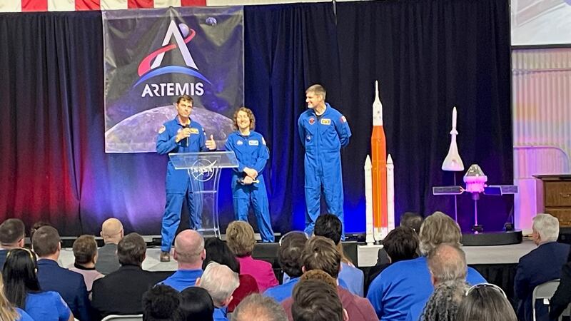 astronauts pay tribute to michoud